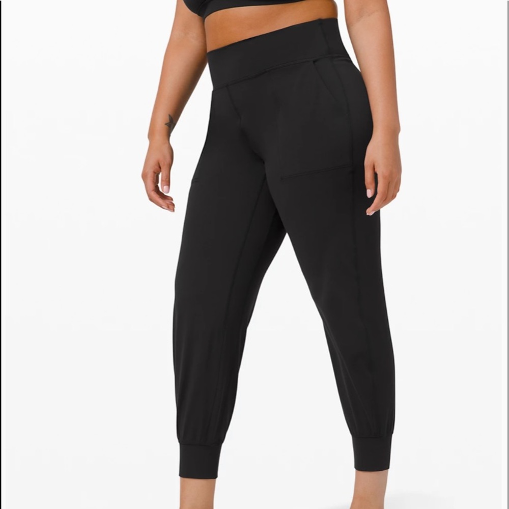 Black Lululemon Align Jogger